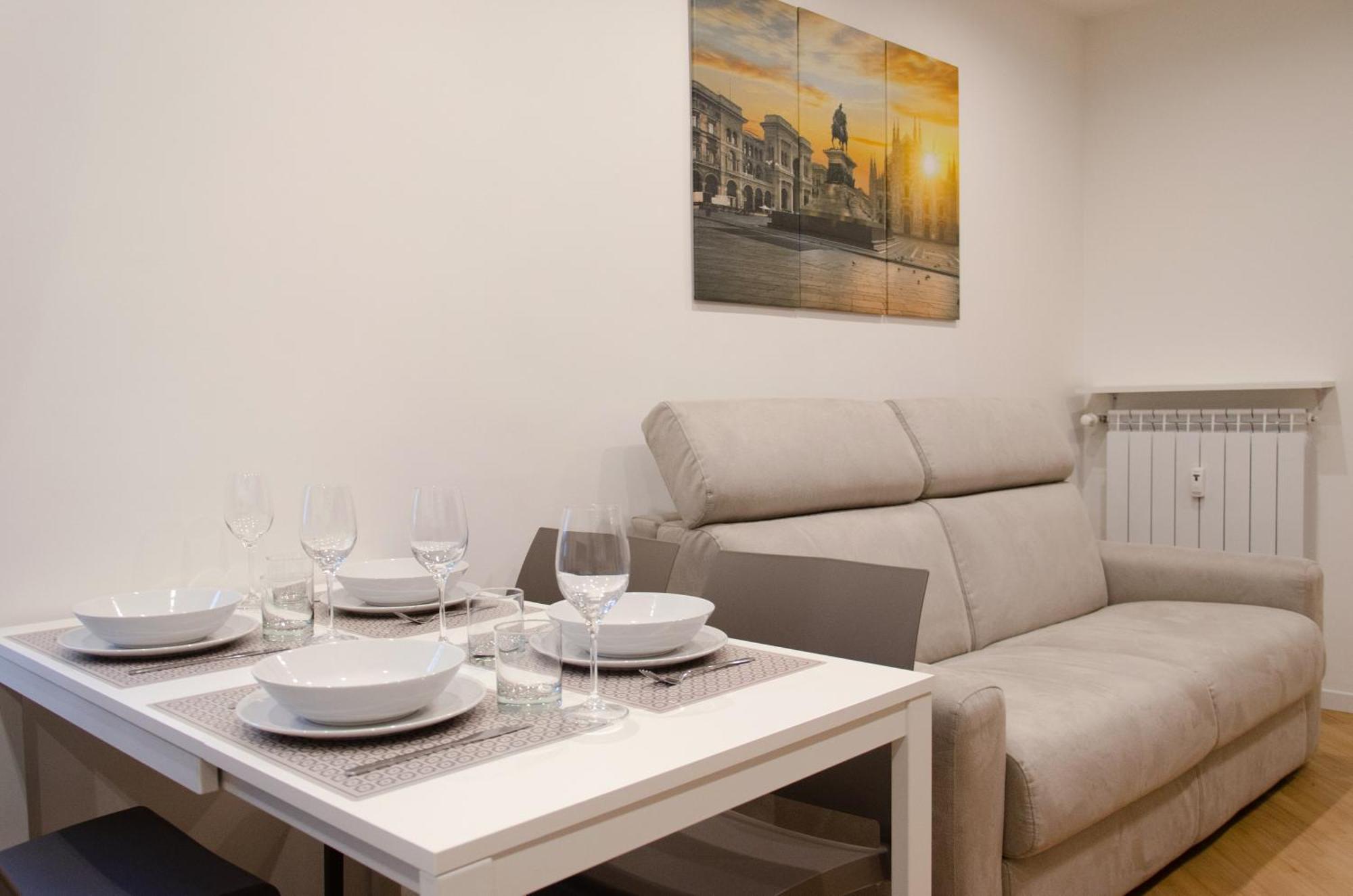 Magnoliaapartments - 5 Nirone Center Milán Exterior foto